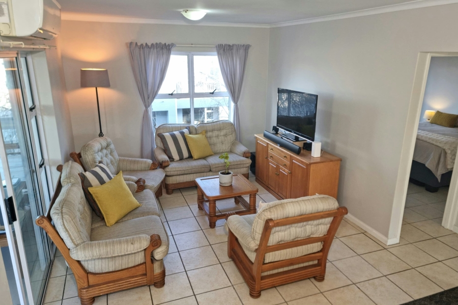 To Let 2 Bedroom Property for Rent in Vredekloof East Western Cape